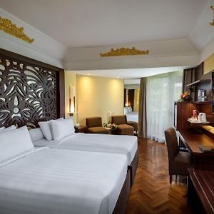 Club Kamer met Twee Aparte Bedden